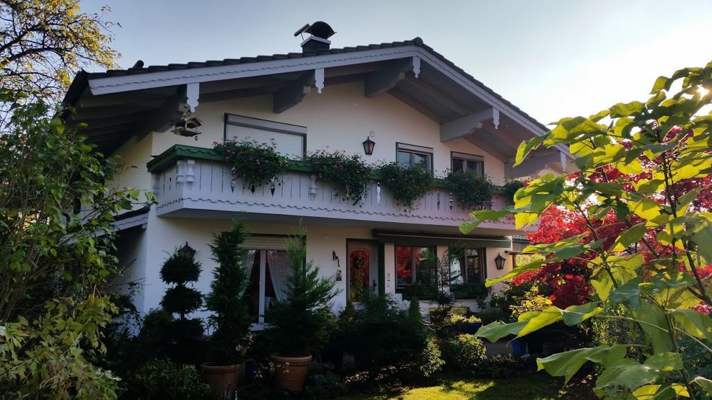Отель Nussdorfer Gastehaus Нусдорф-ам-Инн Экстерьер фото